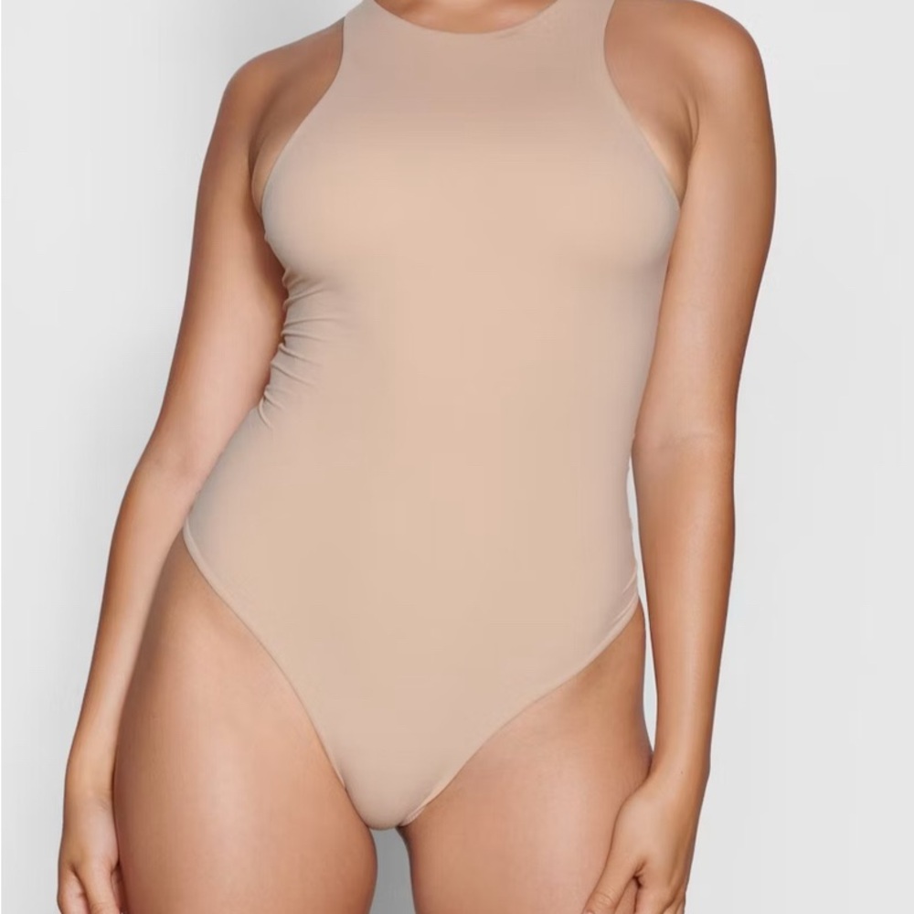 SKIMS Beige Bodysuit